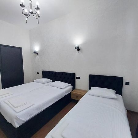 Soma Apartment Kutaisi Exterior photo